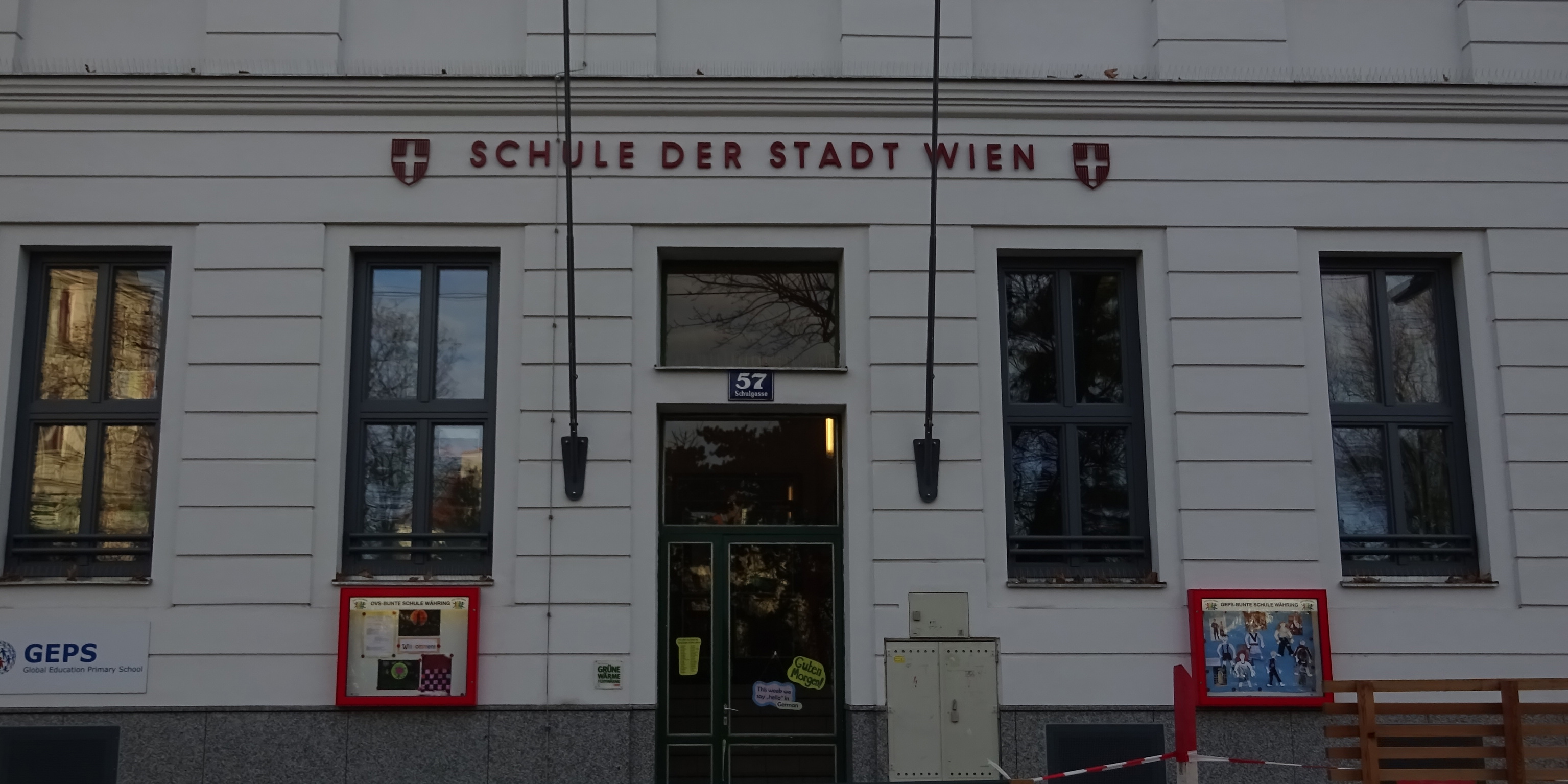 Halálfélelem az osztrák fővárosban – Vas megyeiek beszámolója a helyszínről | VAOL