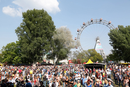 szervuszausztria_szervuszausztria__c__Ludwig_Schedl_Maifest.jpg